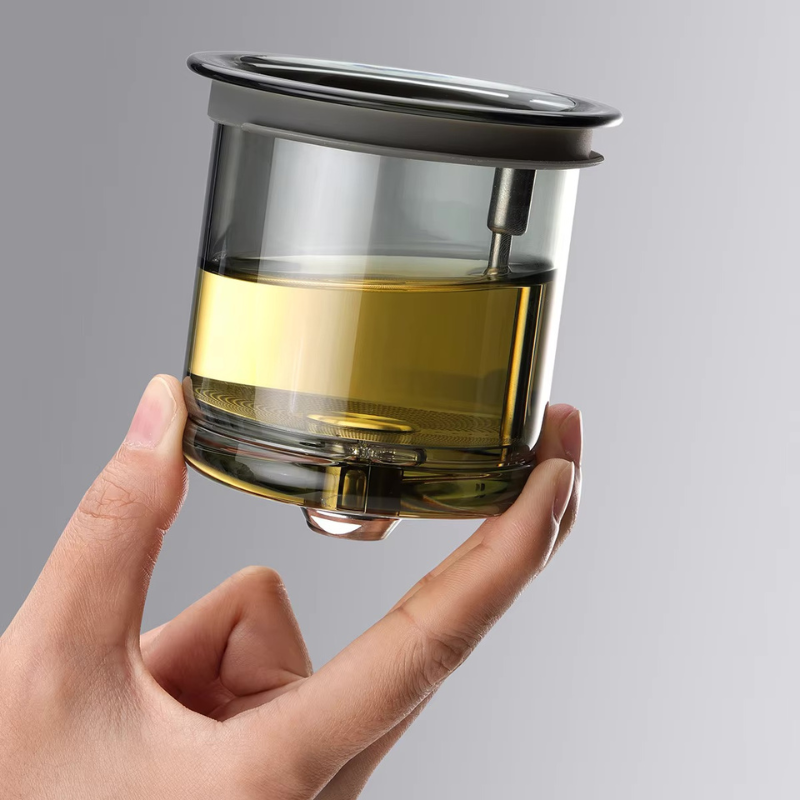 The Glass Poetry Teapot — A Floating Ritual of Light and Tea